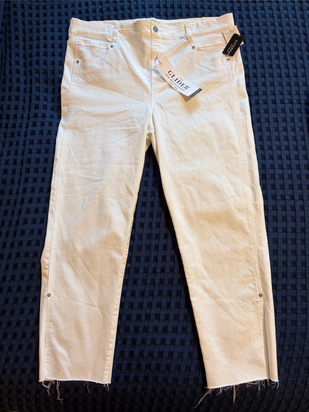 NWT - Liverpool “The Glider - Crop” White Women's Pull-On Jeans - Sz 16/33